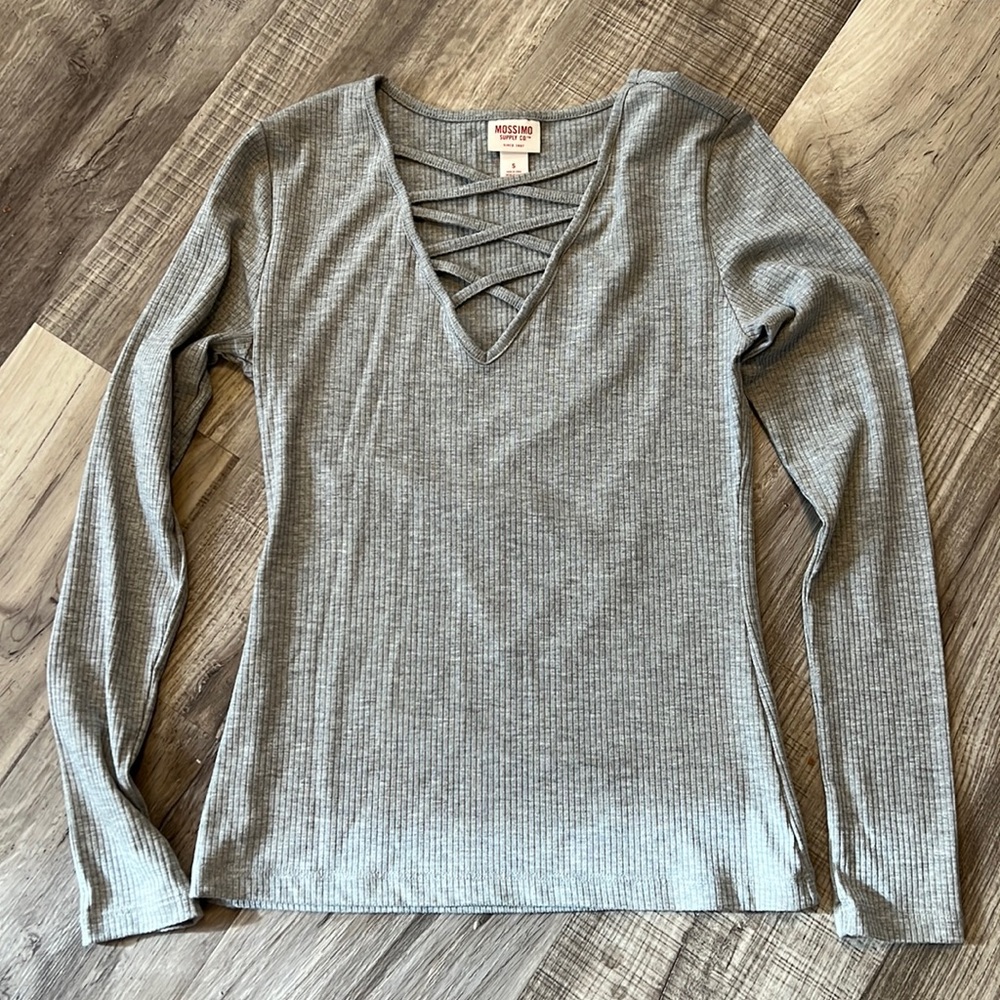 Womens long sleeve top size small